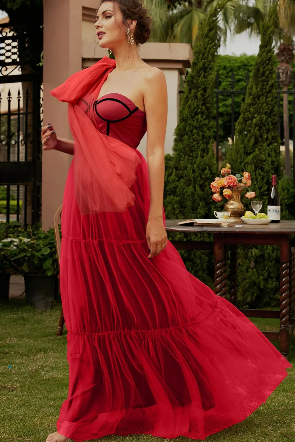 Contrast Tie-Shoulder Tiered Mesh Dress