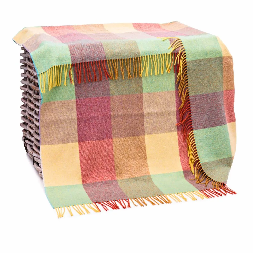 John Hanly Lambswool Throw | Pink Check