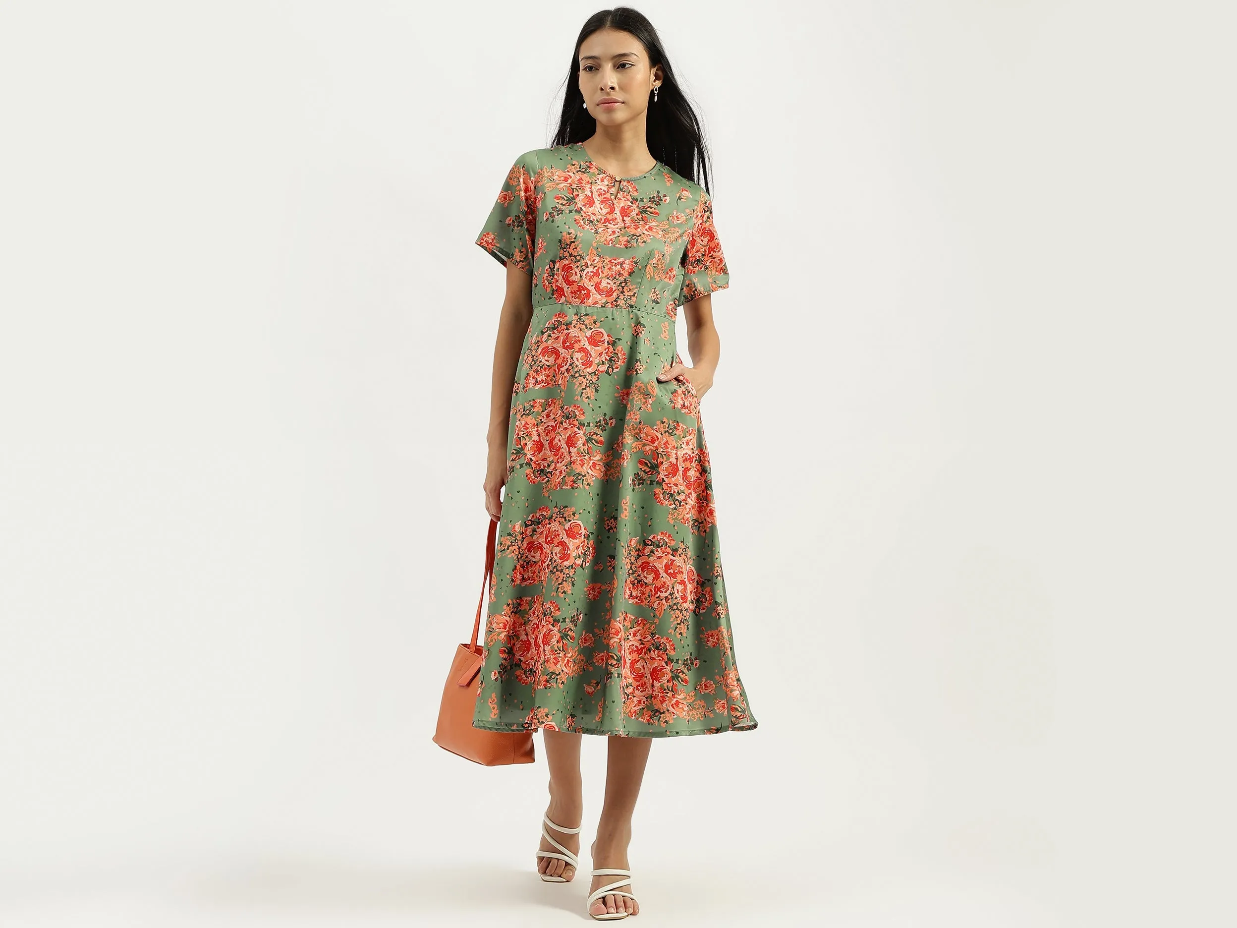 Round Neck Printed Dresses